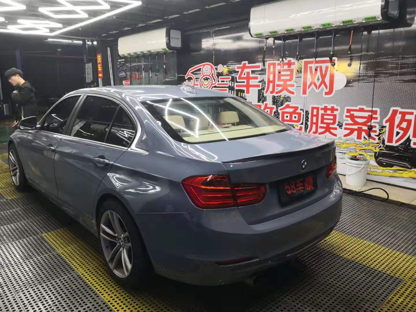 宝马320LI贴水晶水泥灰