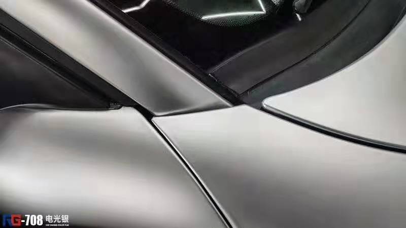 宝马Z4 贴电光银