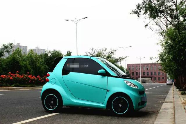 清新小萌星 smart电光薄荷车身改色贴膜