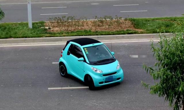 清新小萌星 smart电光薄荷车身改色贴膜