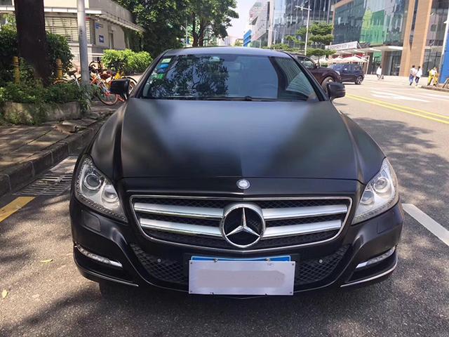 奔驰CLA300电光金属黑车身改色贴膜案例