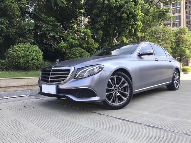 奔驰新E300L电光铁灰改色贴膜