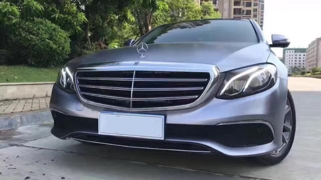 奔驰新E300L电光铁灰改色贴膜
