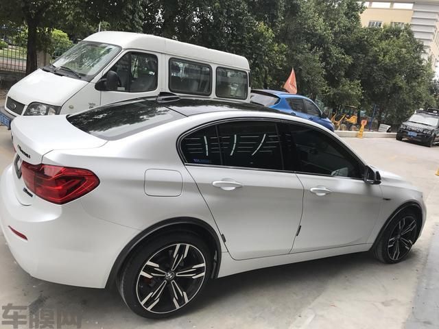 宝马2系电光金属白外观换色经典案例