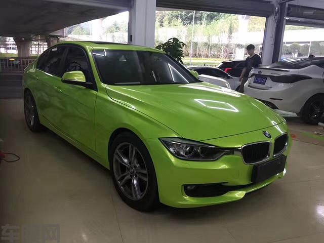 宝马320汽车改色贴膜幻彩嫩芽绿效果图
