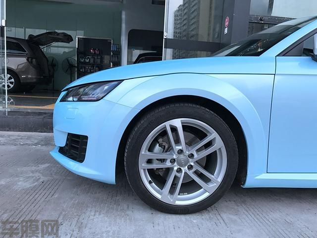 奥迪TT车身改色贴膜马卡龙晨曦蓝效果图 可爱，浪漫，缤纷