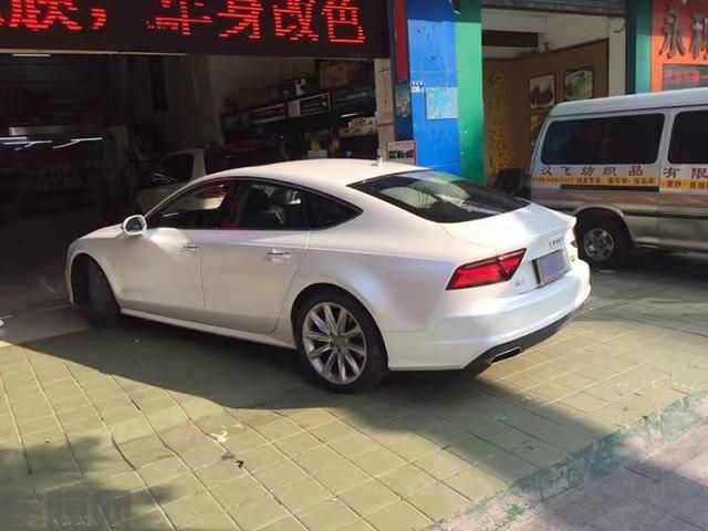 奥迪A7全车改色电光金属白案例分享