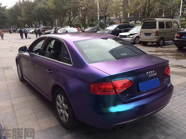 奥迪A4L全车改色电光紫魅蓝案例