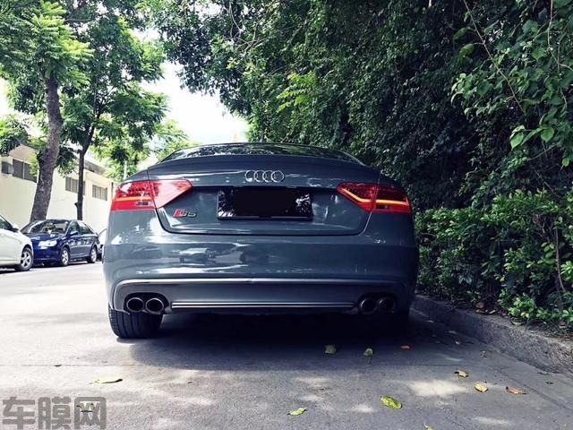 奥迪S5改色高光水泥灰 最美的水泥灰