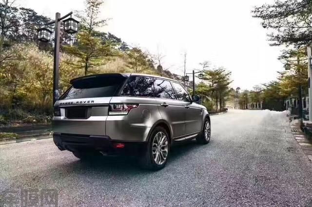 路虎全车电光金属碳灰贴改色膜