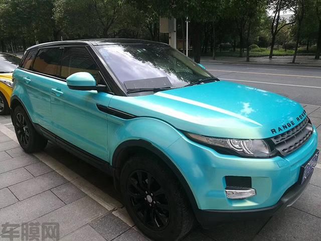 路虎揽胜汽车改色幻彩珊瑚海蓝贴膜效果图