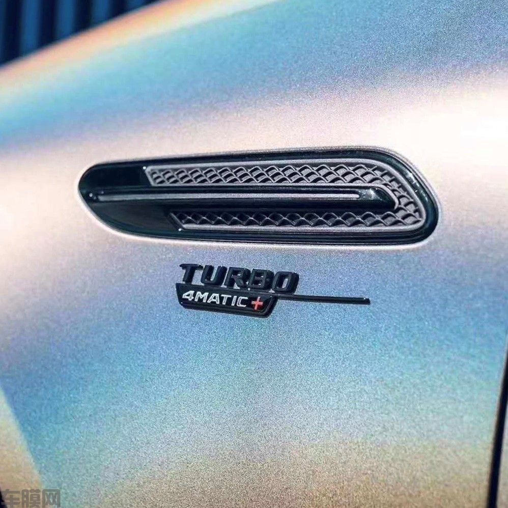 奔驰AMG GT 镭射灰贴膜改色效果图