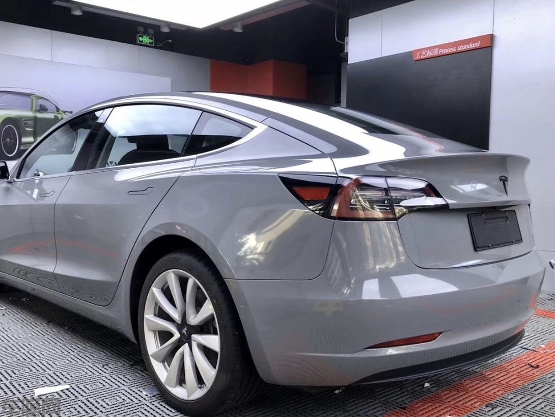特斯拉Model3 水晶水泥灰（浅）改色贴膜效果图