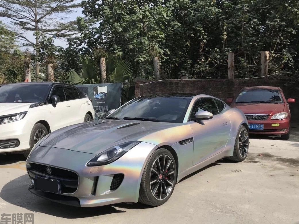 捷豹F-Type 镭射银改色膜 效果图