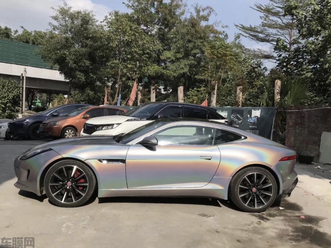 捷豹F-Type 镭射银改色膜 效果图