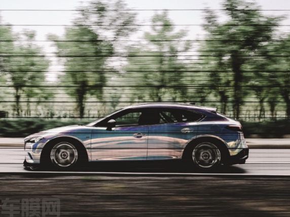 马自达CX-4 七彩电镀银改色膜 效果图