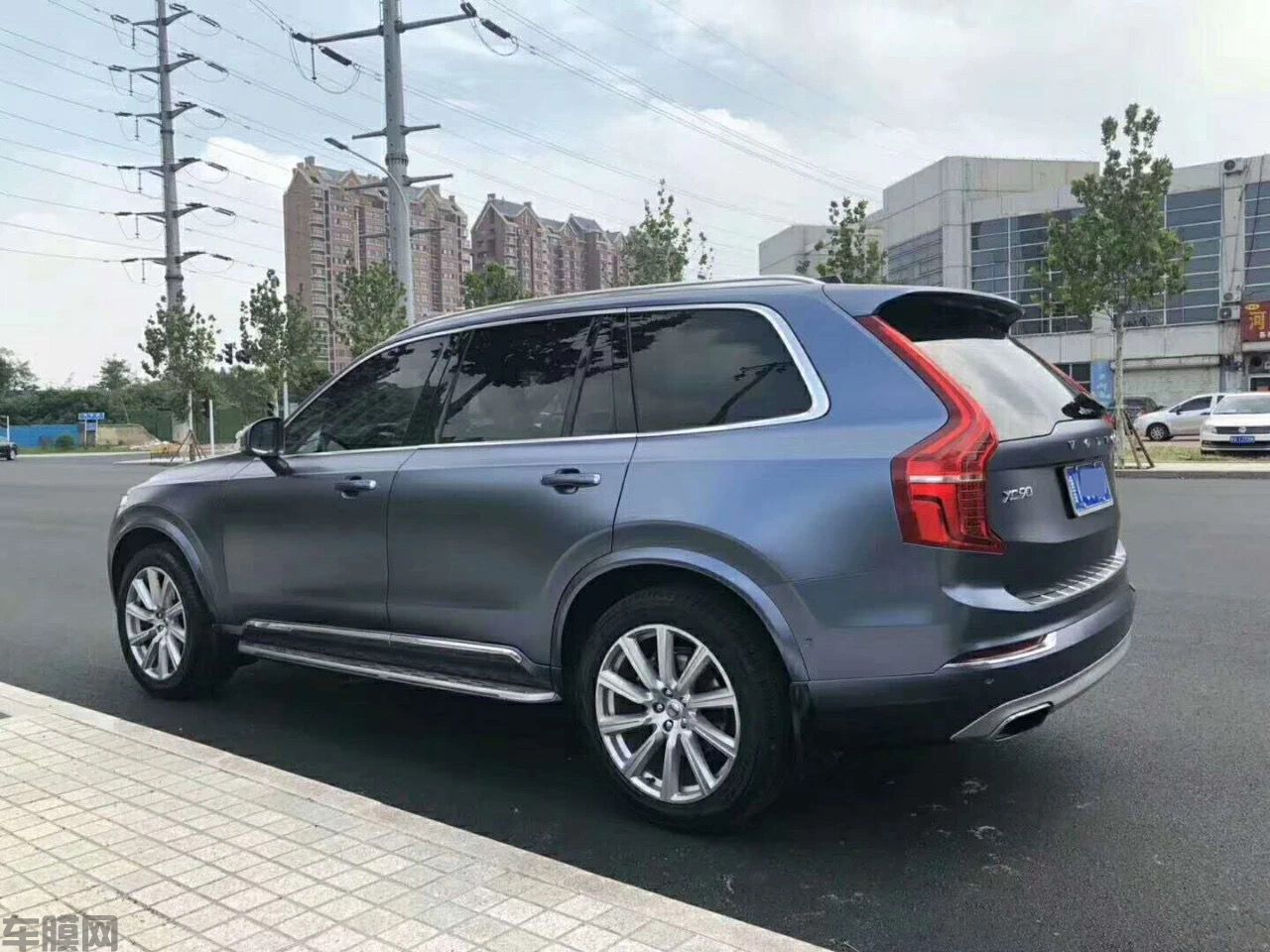 沃尔沃XC90 电光风暴蓝改色膜 效果图