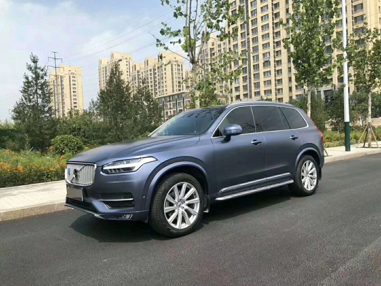 沃尔沃XC90 电光风暴蓝改色膜 效果图