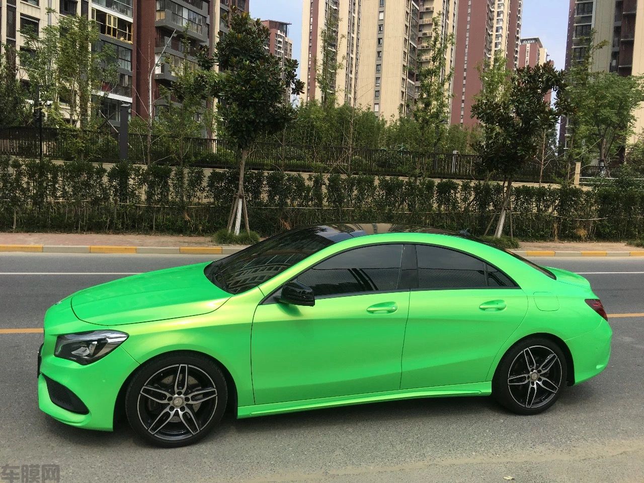 奔驰CLA 珊瑚金绿改色贴膜效果图