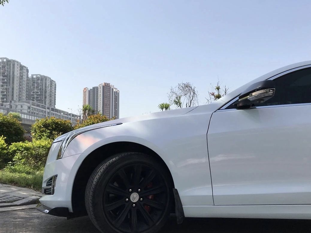 凯迪拉克ATS 珍珠白变红改色膜 效果图