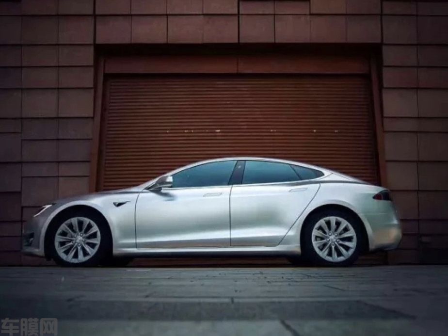特斯拉MODEL S 陶瓷银改色贴膜效果图