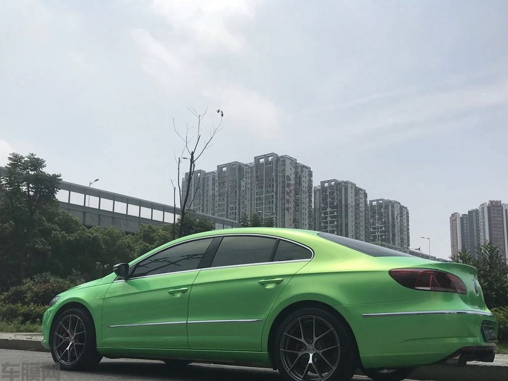 大众CC 珊瑚金绿改色贴膜效果图