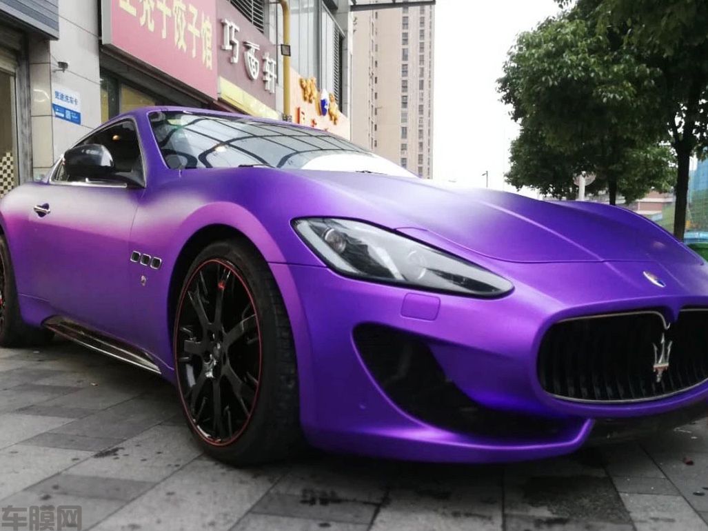 玛莎拉蒂GranTurismo 陶瓷紫改色贴膜效果图