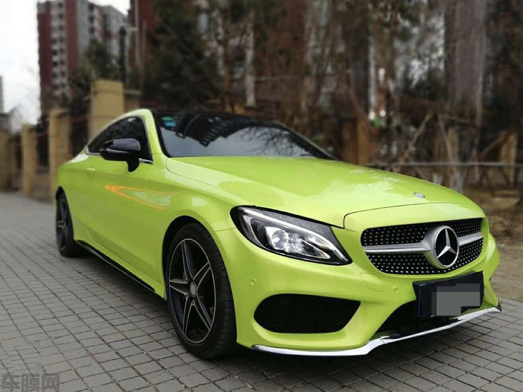 奔驰C coupe 珊瑚荧光黄改色贴膜效果图