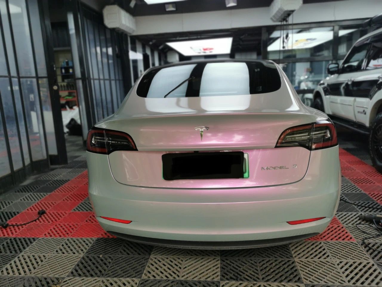 特斯拉Model3 梦幻灰改色膜 效果图