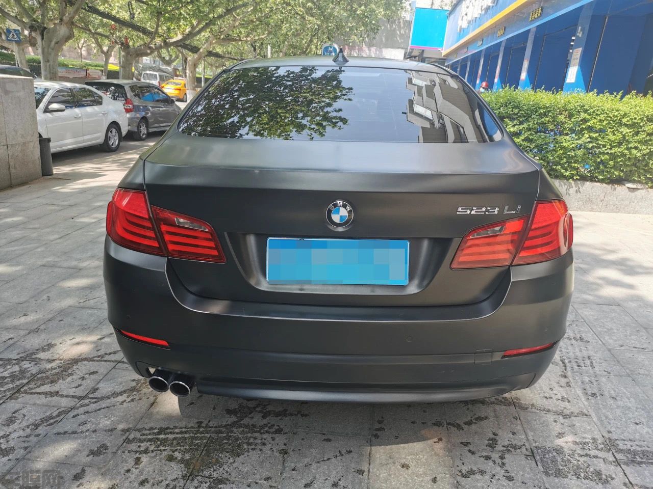宝马 523Li 电光钛灰改色膜 效果图