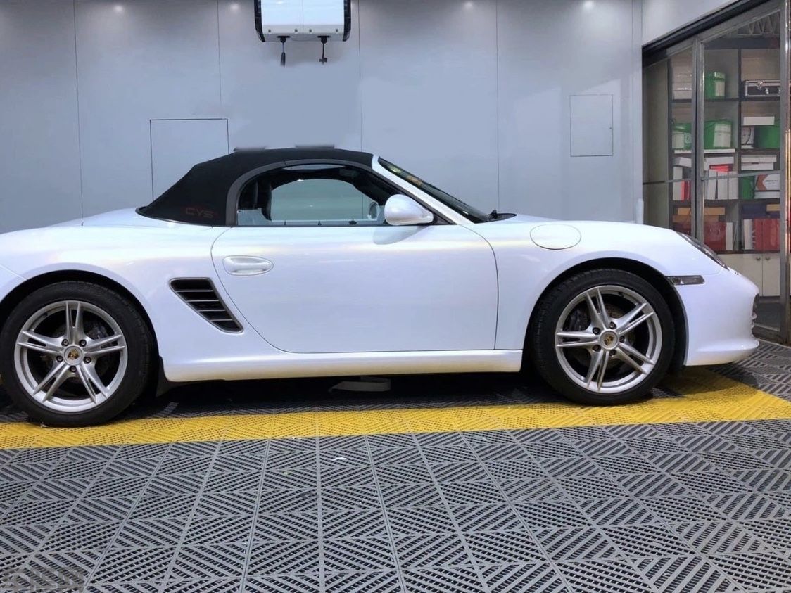 保时捷Boxster 白变金改色膜 效果图
