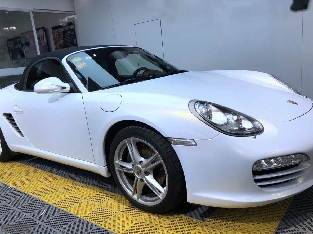 保时捷Boxster 白变金改色膜 效果图