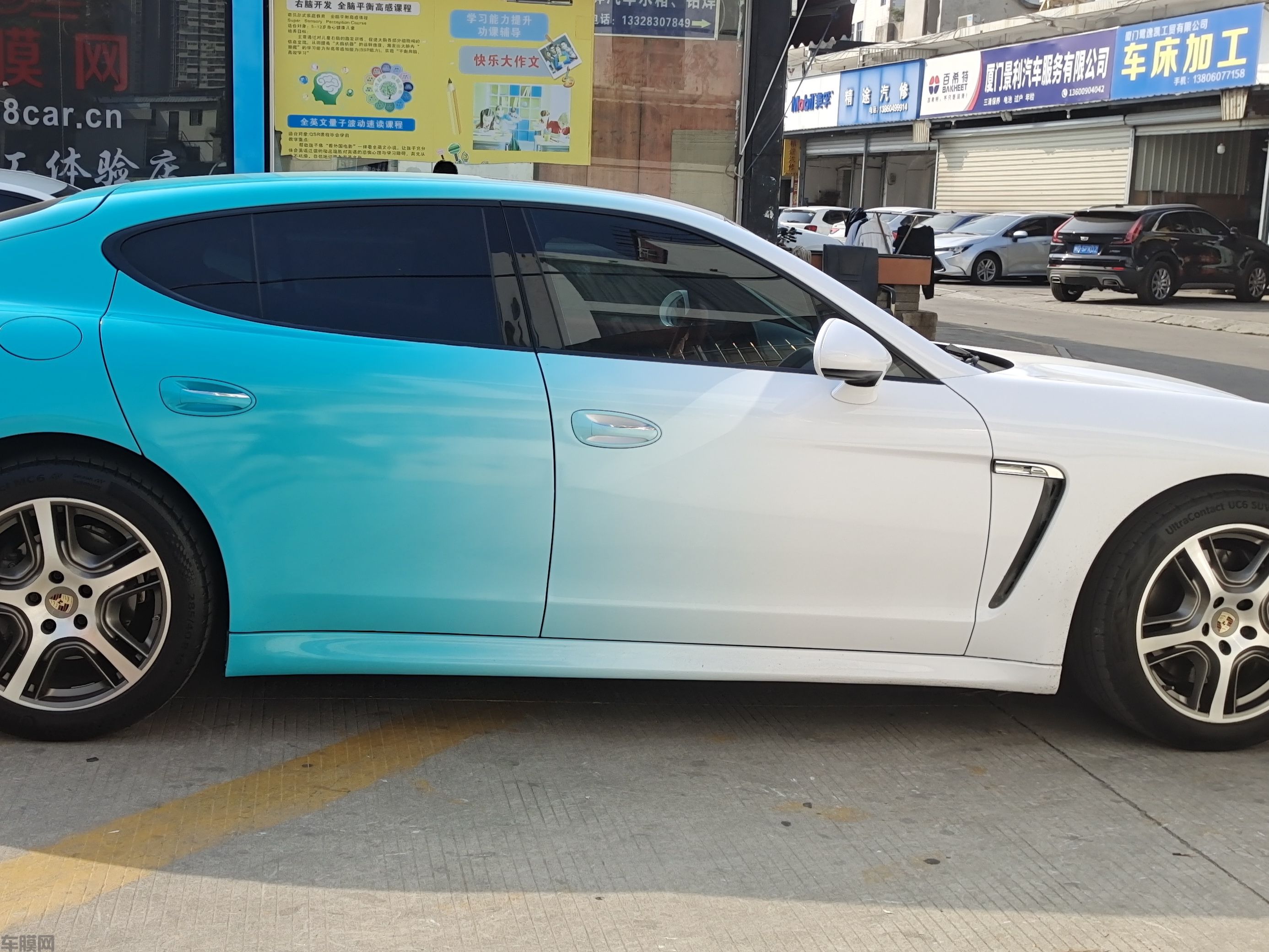 保时捷panamera 白渐变蓝改色膜 效果图