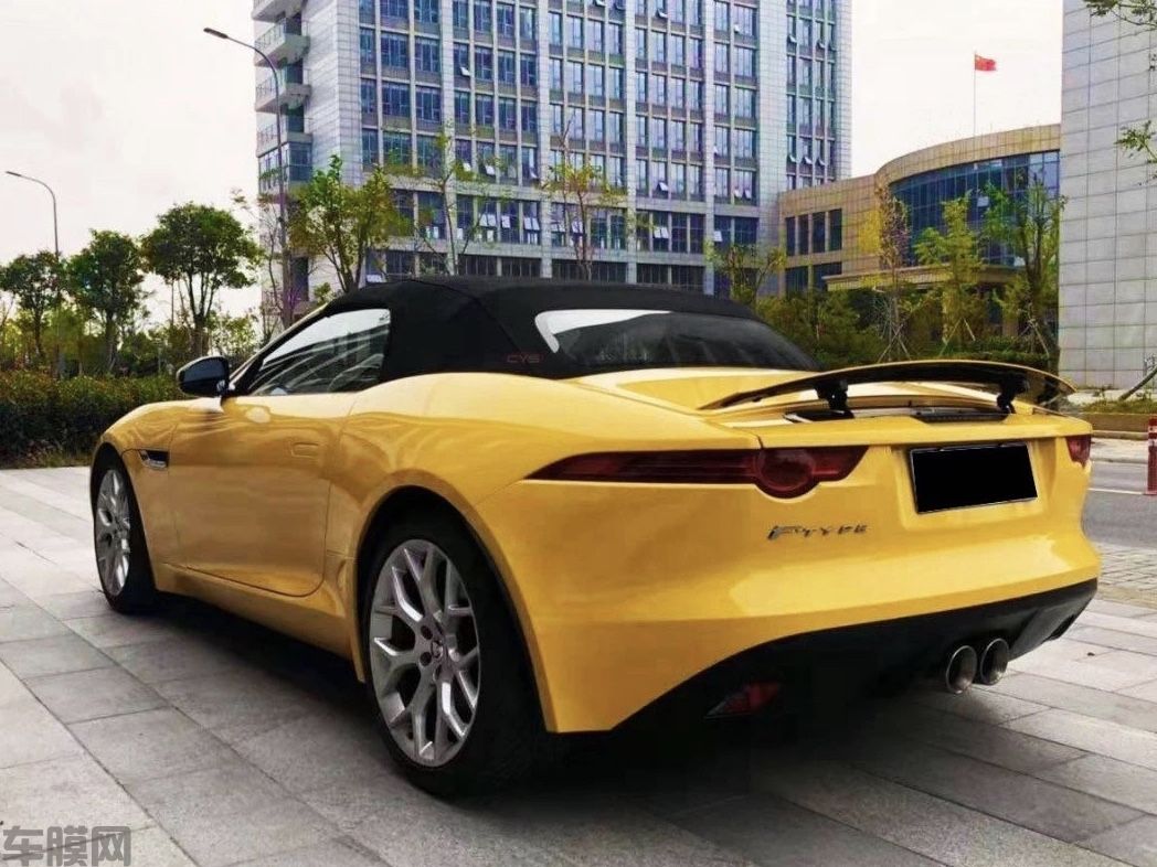 捷豹F-Type 亮向日葵黄改色膜效果图