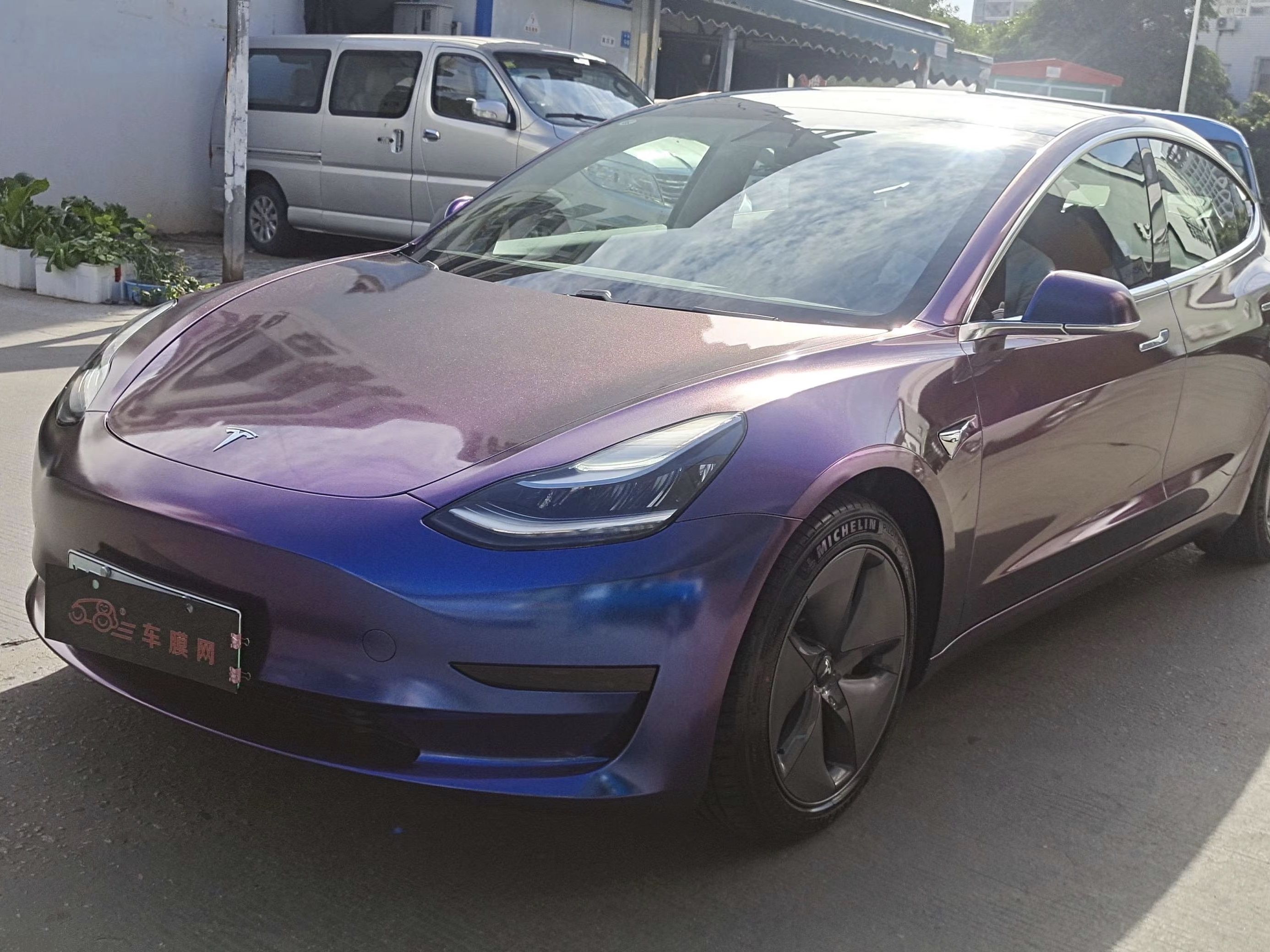 特斯拉Model3 钻石紫魅红改色膜 效果图