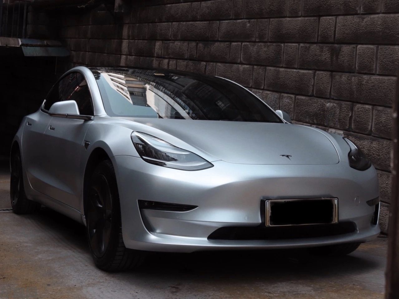 特斯拉model3 绸缎银改色膜 效果图