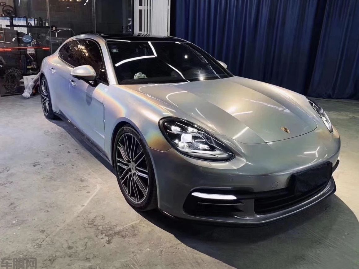 保时捷Panamera 七彩镭射银改色膜 效果图