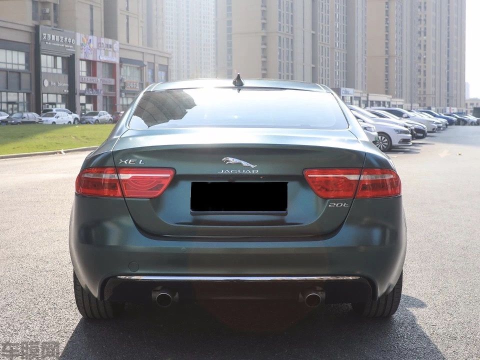 捷豹 XEL 电光墨绿改色膜 效果图