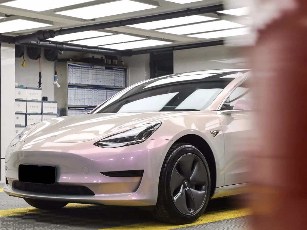特斯拉 Model3 梦幻灰改色膜 效果图