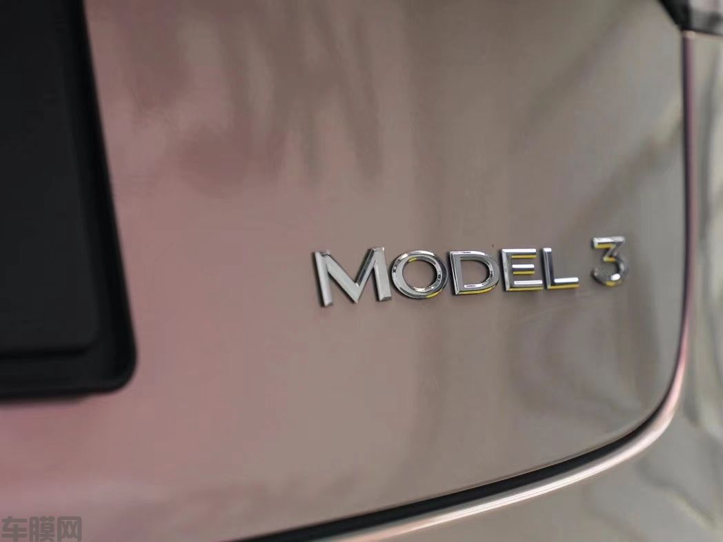 特斯拉 Model3 梦幻灰改色膜 效果图