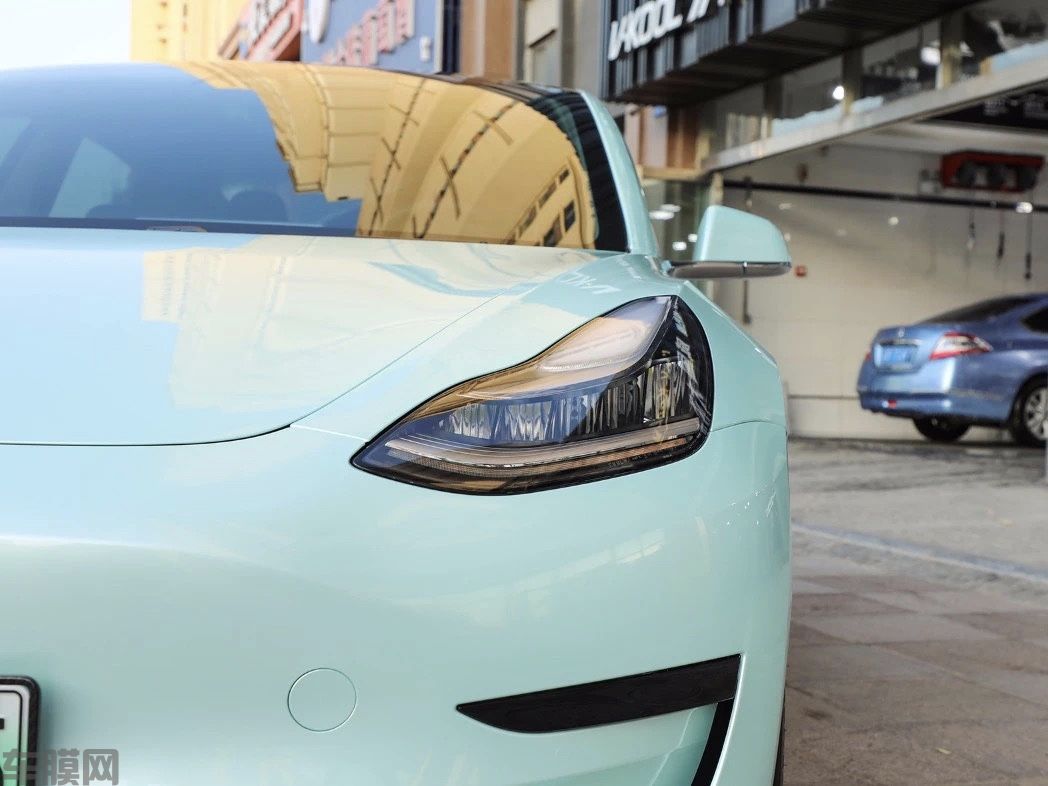 特斯拉 Model3 马卡龙月光玉改色膜 效果图