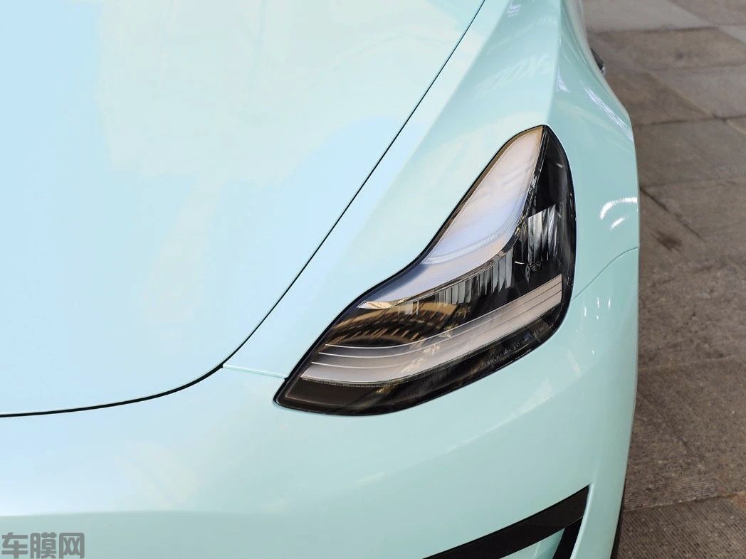 特斯拉 Model3 马卡龙月光玉改色膜 效果图