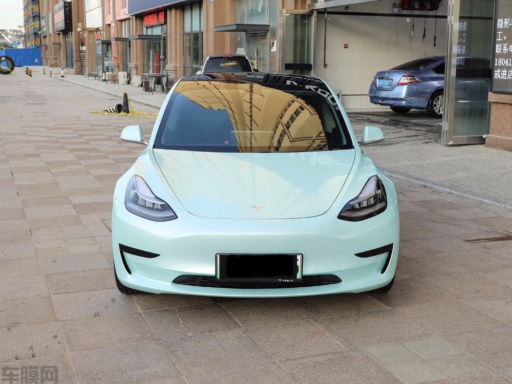 特斯拉 Model3 马卡龙月光玉改色膜 效果图