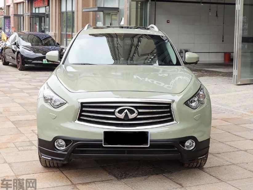 英菲尼迪 QX70 高亮卡其绿改色膜 效果图