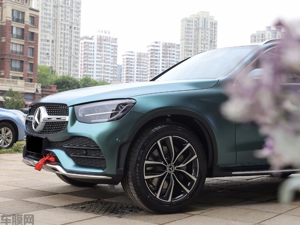 奔驰 GLC300L 电光金属墨绿改色膜 效果图