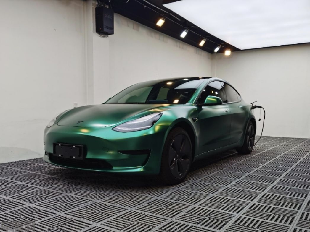 特斯拉 MODEL3 电光祖母绿改色膜 效果图