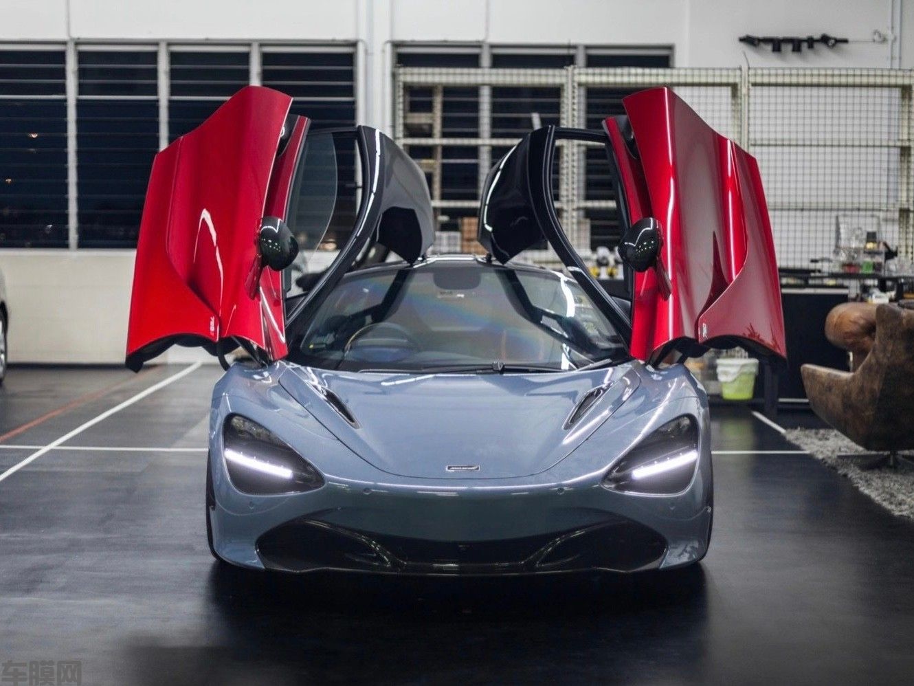 迈凯伦720s 水泥灰改色膜 效果图