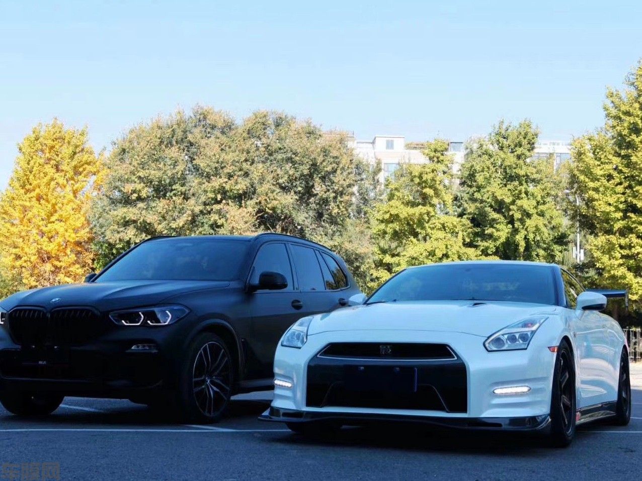 日产GTR 陶瓷白改色膜 效果图