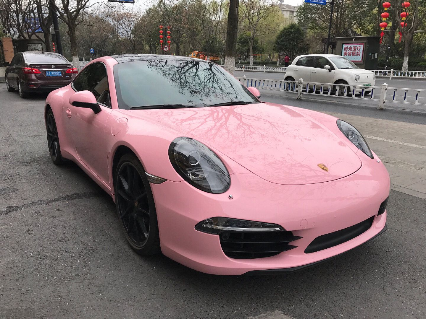 保时捷911 胭脂粉改色膜 效果图
