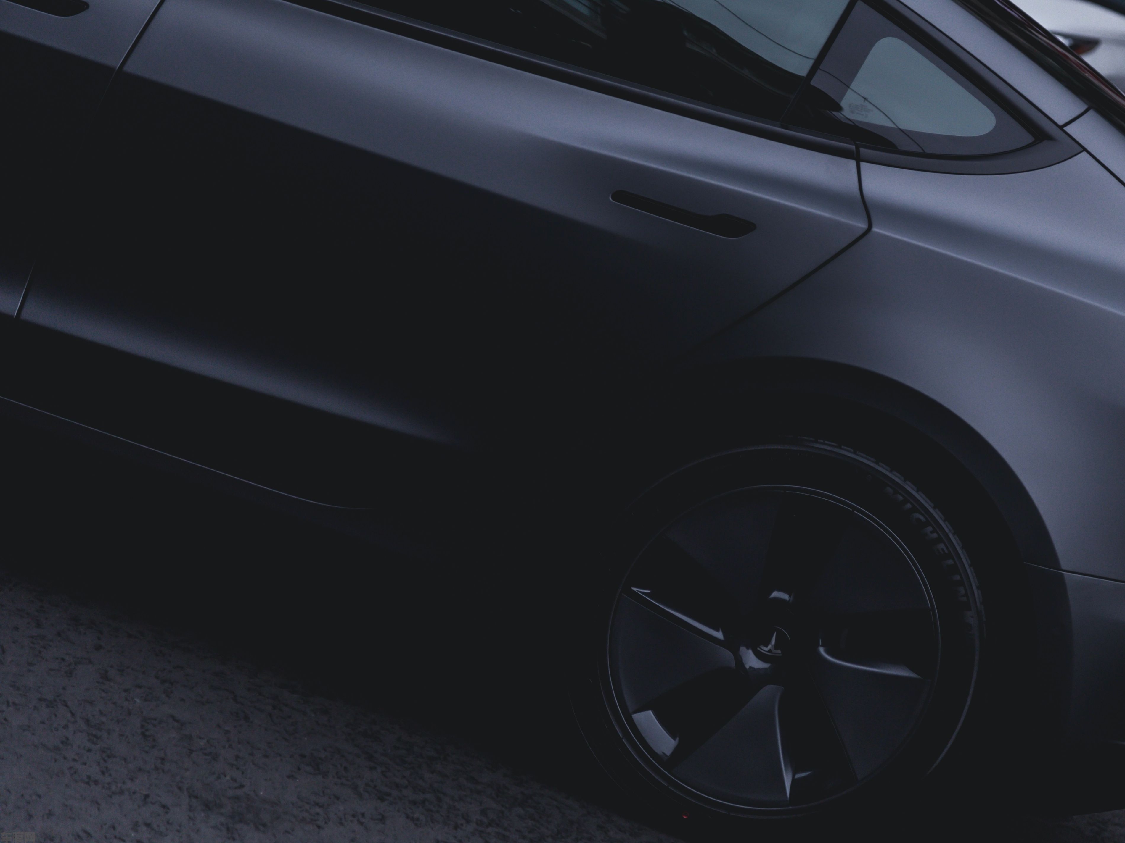 特斯拉Model3 战斗灰改色膜 效果图